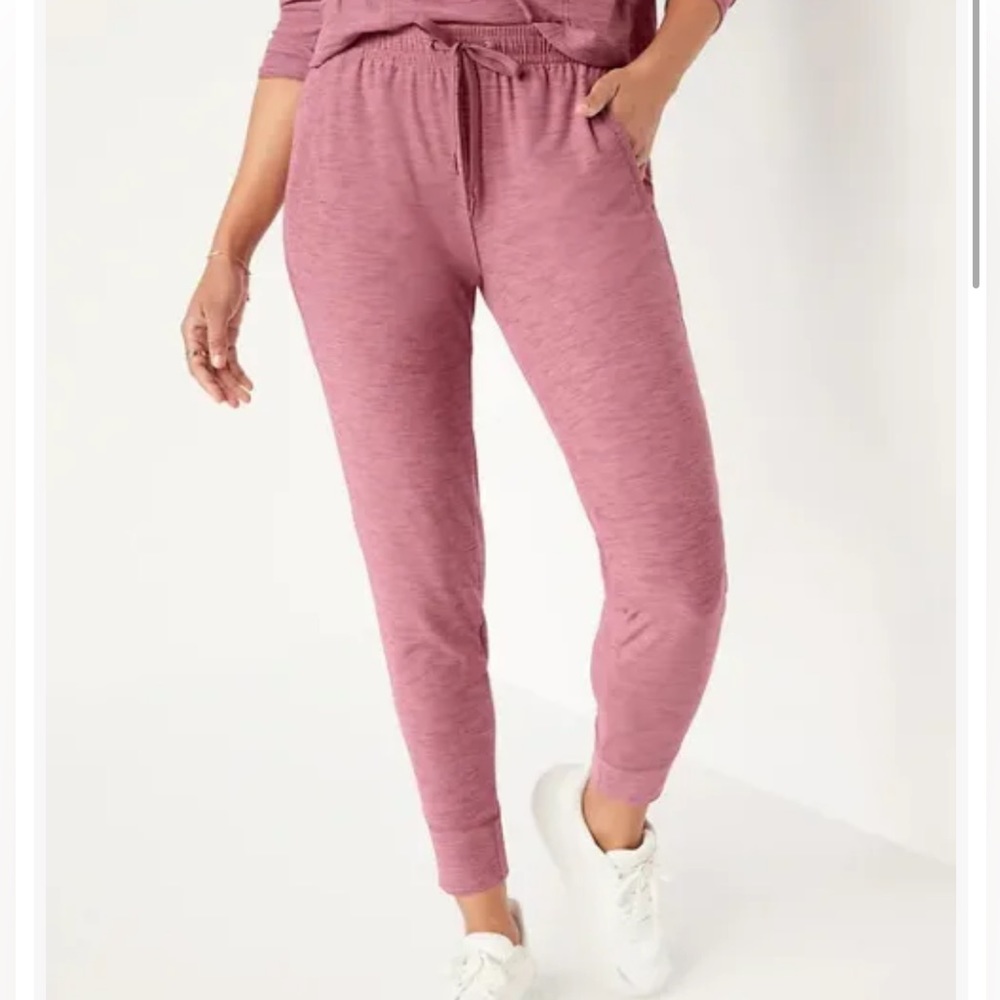 NWT Old Navy Mid-Rise Breathe ON Go-Dry Jogger Pants Women Pink Tourmaline L
